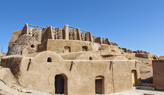 مرمت اضطراری ۱۳ آسباد تاریخی در خواف