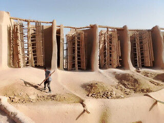 مرمت اضطراری ۱۳ دستگاه آسباد در شهرهای خواف و نشتیفان