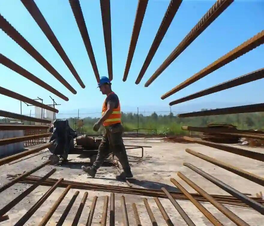 ۳۵۱ نیروی کار غیرمجاز در گیلان شناسایی شد