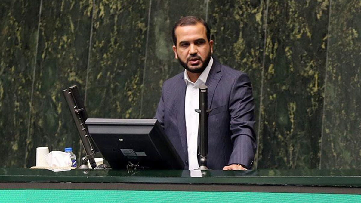 Iranska parlamentarna komisija potrdila znatno povišanje najnižjih plač