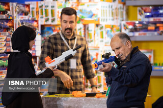 عکس روز | در حاشیه جشنواره ملی اسباب بازی - تهران