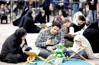 مروری بر نقش والدین در انگاره ذهنی فرزند درباره باورهای دینی، مستند به آیات قرآن/والدین؛ ستون‌های خانواده