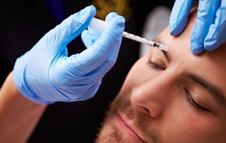 هشدار؛ تزریق بوتاکس را فقط توسط پزشک انجام دهید