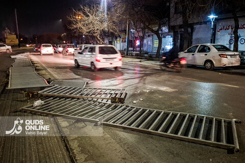 گزارش تصویری | تصاویر اختصاصی قدس‌آنلاین از تخریب اموال عمومی توسط اغتشاشگران در مشهد