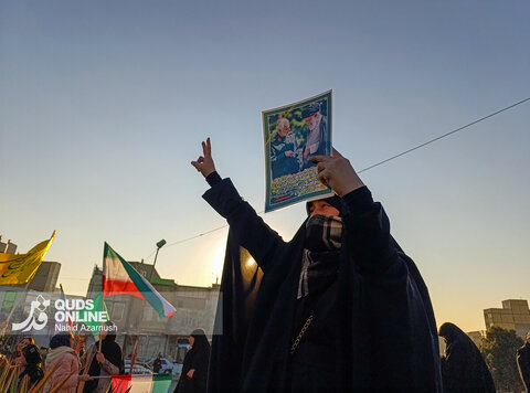 گزارش تصویری | «این پرچم هرگز به زمین نخواهد افتاد»