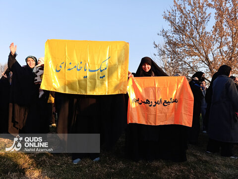 گزارش تصویری | اجتماع مردم مشهد با عنوان «این پرچم هرگز به زمین نخواهد افتاد»