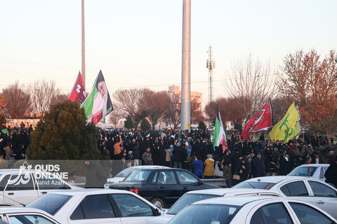 گزارش تصویری | اجتماع مردم مشهد با عنوان «این پرچم هرگز به زمین نخواهد افتاد»