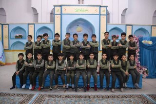 حضور روزانه ۵۰۰ دانش‌آموز در ویژه برنامه «زنگ زیارت» حرم مطهر رضوی