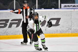 ایران تنها یک پیست یخ استاندارد دارد!