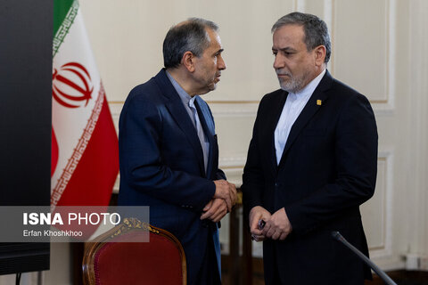 نشست وزیر امور خارجه با سفرا و روسای نمایندگی‌های خارجی مقیم تهران