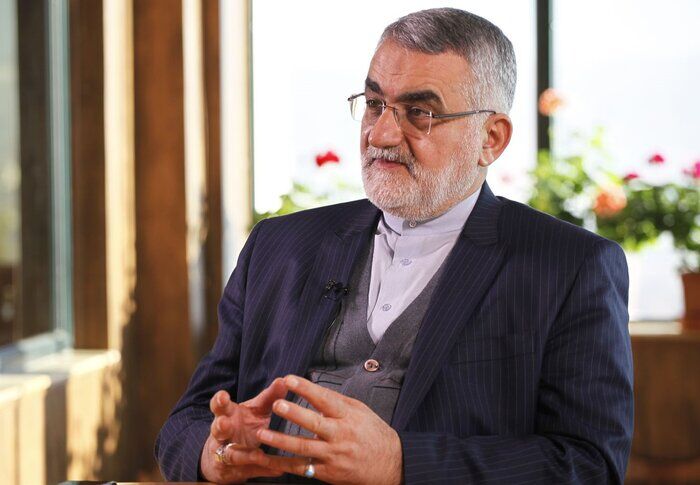 فیلم | بروجردی: تسلیحاتی داریم که اگر به کار بگیریم زندگی صهیونیست‌ها را مختل می‌کنیم