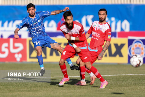 یک هشتم جام حذفی فوتبال؛ استقلال تهران - فولاد هرمزگان