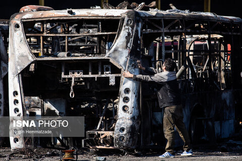 آتش زدن ۲۲ اتوبوس در حوادث اخیر - تهران