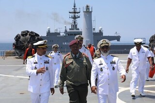 حضور ناوگروه نیروی دریایی چین و آفریقای جنوبی در مکران