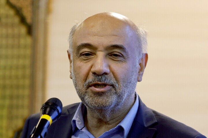 میدری: با حمایت دولت مسکن کارگری در حال توسعه است