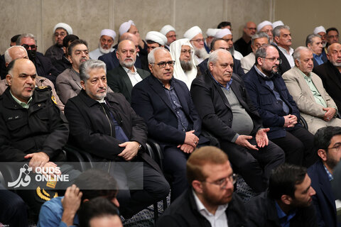 دیدار هزاران نفر از قشرهای مختلف مردم با رهبر انقلاب
