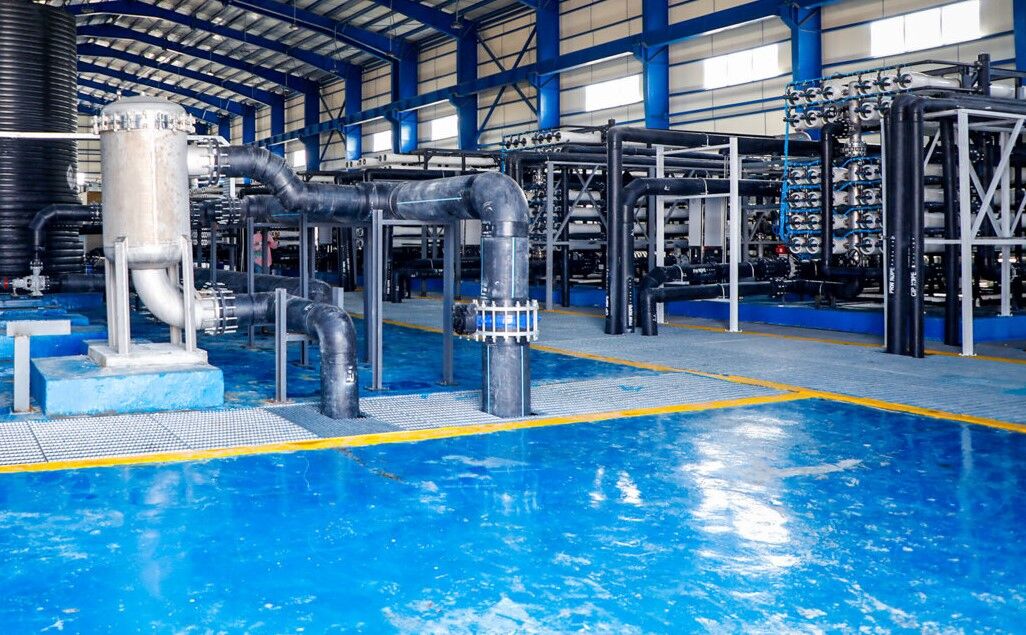 آب شیرین‌کن ۷۵ هزارمترمکعبی بوشهر دهه فجر سال آینده وارد مدار می‌شود