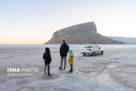 قلعه کاظم داشی؛ اثر تاریخی در سایه خشکی دریاچه ارومیه