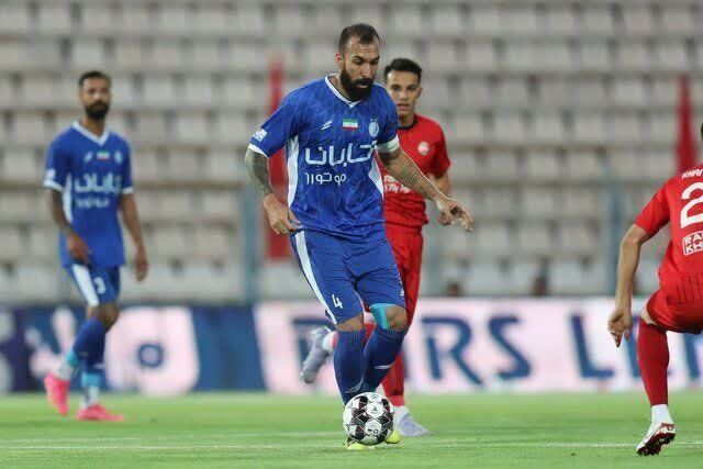 مربی تیم تراکتور: استقلال را باید با اختلاف سه گل شکست می‌دادیم