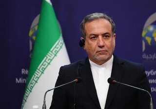 شمخانی: عراقچی مذاکره کننده‌ای ماهر و راهبردی و مورد اعتماد است