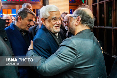 حضور جمعی از سیاسیون در مراسم یادبود درگذشت مادر محمد شریعتمداری