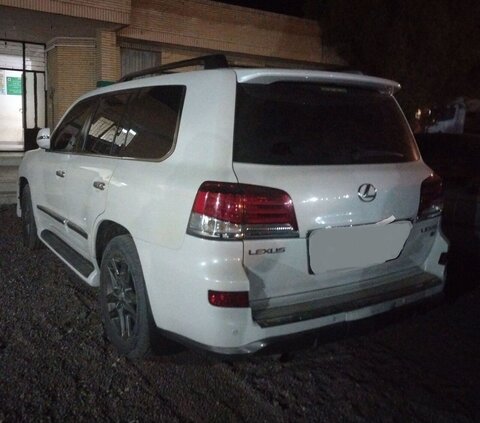 توقیف خودروی لوکس قاچاق در هرمزگان