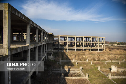 بیمارستان نیمه کاره شهرستان نکا بعد از ۳‌۶ سال