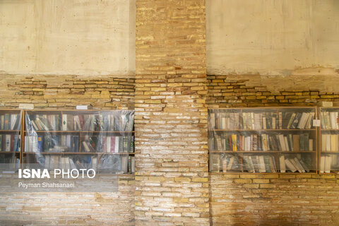 تصاویری از پدیده فرونشست در مسجد جامع اصفهان