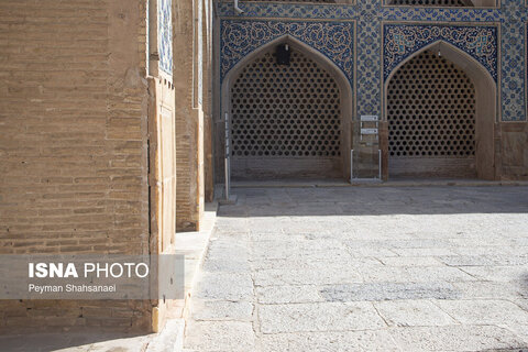 تصاویری از پدیده فرونشست در مسجد جامع اصفهان