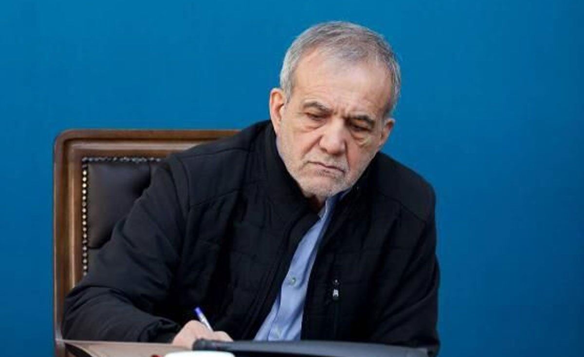 مجوز رئیس جمهور به عراقچی برای مذاکره با آمریکا