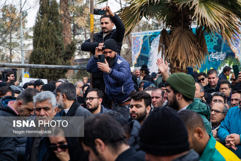 مراسم تشییع پیکر «رضا رویگری»