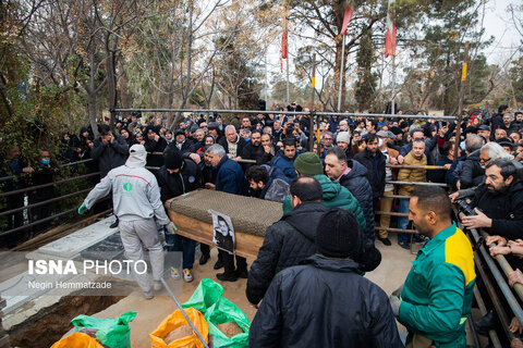 مراسم تشییع پیکر «رضا رویگری»