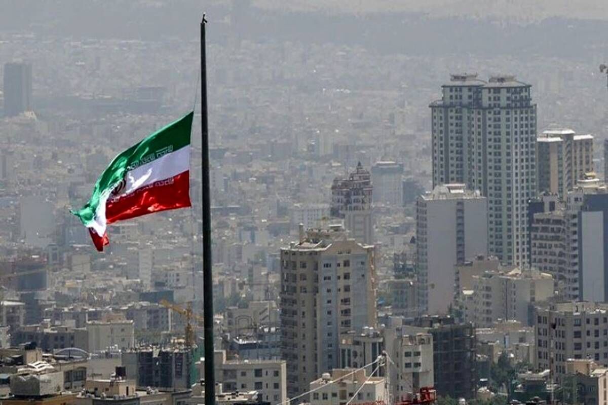 افزایش نسبی دما و وزش باد در تهران طی فردا
