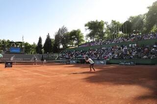 برای نخستین‌بار؛ داوران زن ایرانی در تنیس ناگویا قضاوت می‌کنند