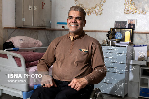 «ایران مهد شیران، مهد دلیران؛ همیشه پاینده و زنده باد.» محمد محمدی در سن ۱۷ سالگی عازم جبهه شد و پس از ۲ سال، در سال ۶۳ مجروح شد. آقای محمدی دارنده ۲۰ مدال جهانی در رشته‌ی شنا می‌باشد.