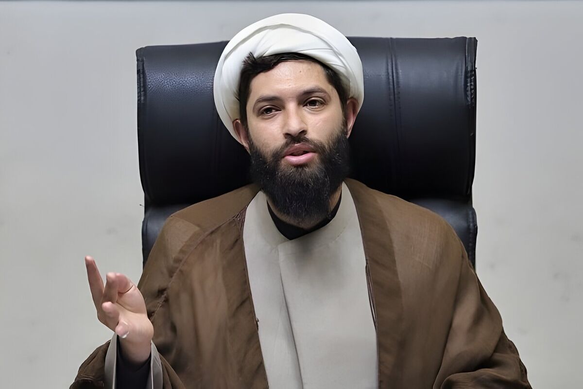 در گفتگو با رئیس کانون مساجد استان قم بررسی شد؛ اغتشاشگران چرا مساجد را به آتش کشیدند؟/ چرا دشمن از مسجد می‌ترسد؟