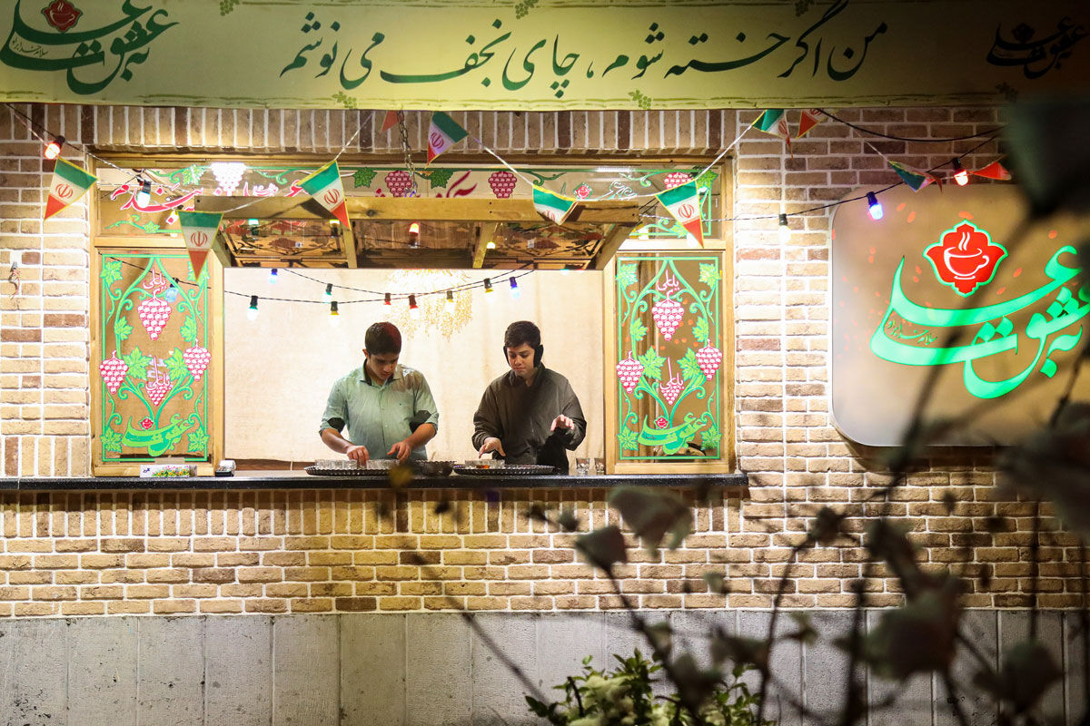 روایتی از موکب «به عشق علی» و خدمت نوجوانانه زیر بیرق امام رضا(ع) در روزهای پایانی ماه رجب؛موکبی به رنگ رفاقت