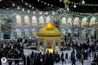 حرم مطهر رضوی در شب میلاد امام سجاد (ع) جلوه‌ای از نور و سرور شد