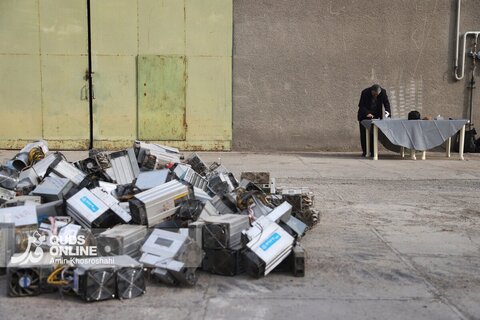 گزارش تصویری | امحای ماینرهای غیرمجاز در مشهد