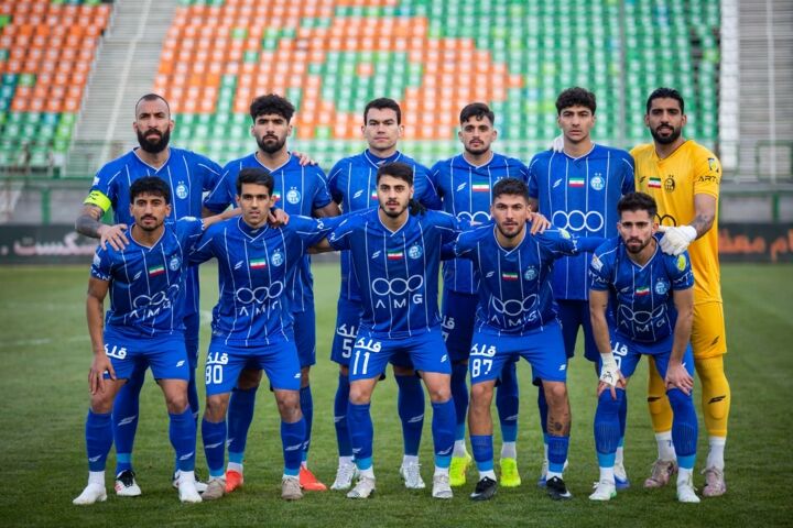 هلدینگ باز هم به استقلالی‌ها پول نداد/ سفر آبی‌ها به امارات با جیب خالی!