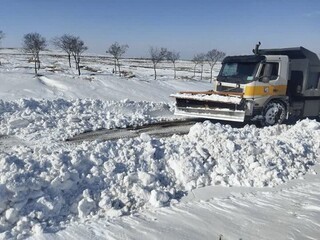 ارتفاع برف اخیر در برخی مناطق فیروزکوه به ۲متر رسید