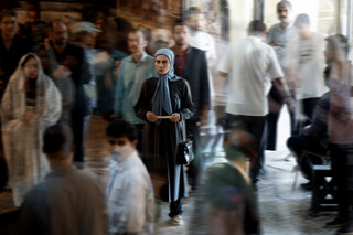 نسل جدید بدون قضاوت «دو نیمه ماه» را ببیند/ در «دو نیمه ماه» مثل یک رزمنده واقعی بودم