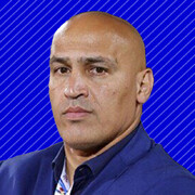 مربیان وطنی باید پرچم ایران را در کشورها بالا ببرند / آینده روشنی برای فوتبال عراق می‌بینم