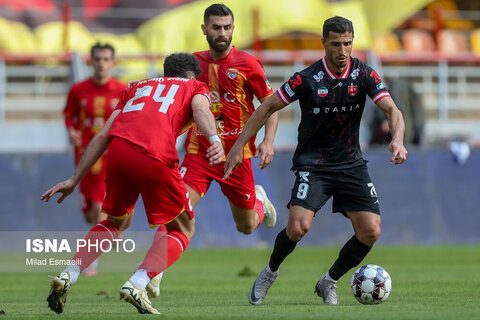 هفته هجدهم لیگ برتر فوتبال ایران؛ فولاد خوزستان - پرسپولیس