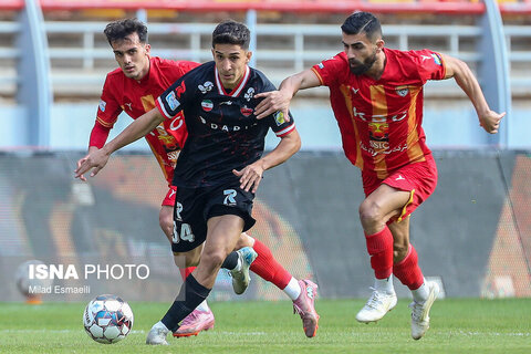 هفته هجدهم لیگ برتر فوتبال ایران؛ فولاد خوزستان - پرسپولیس