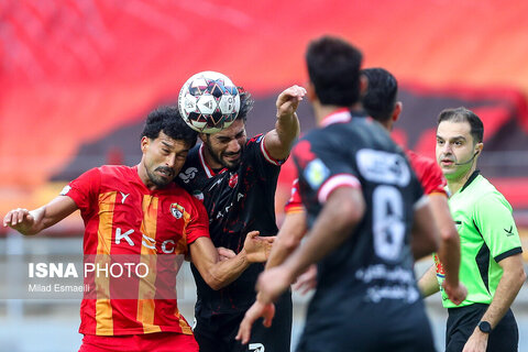 هفته هجدهم لیگ برتر فوتبال ایران؛ فولاد خوزستان - پرسپولیس