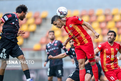 هفته هجدهم لیگ برتر فوتبال ایران؛ فولاد خوزستان - پرسپولیس