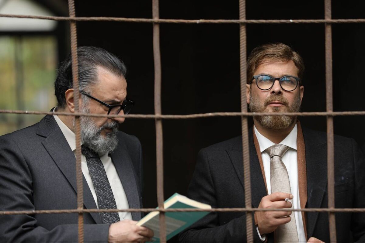 اولین تصویر از پژمان بازغی و علی دهکردی در یک فیلم سیاسی