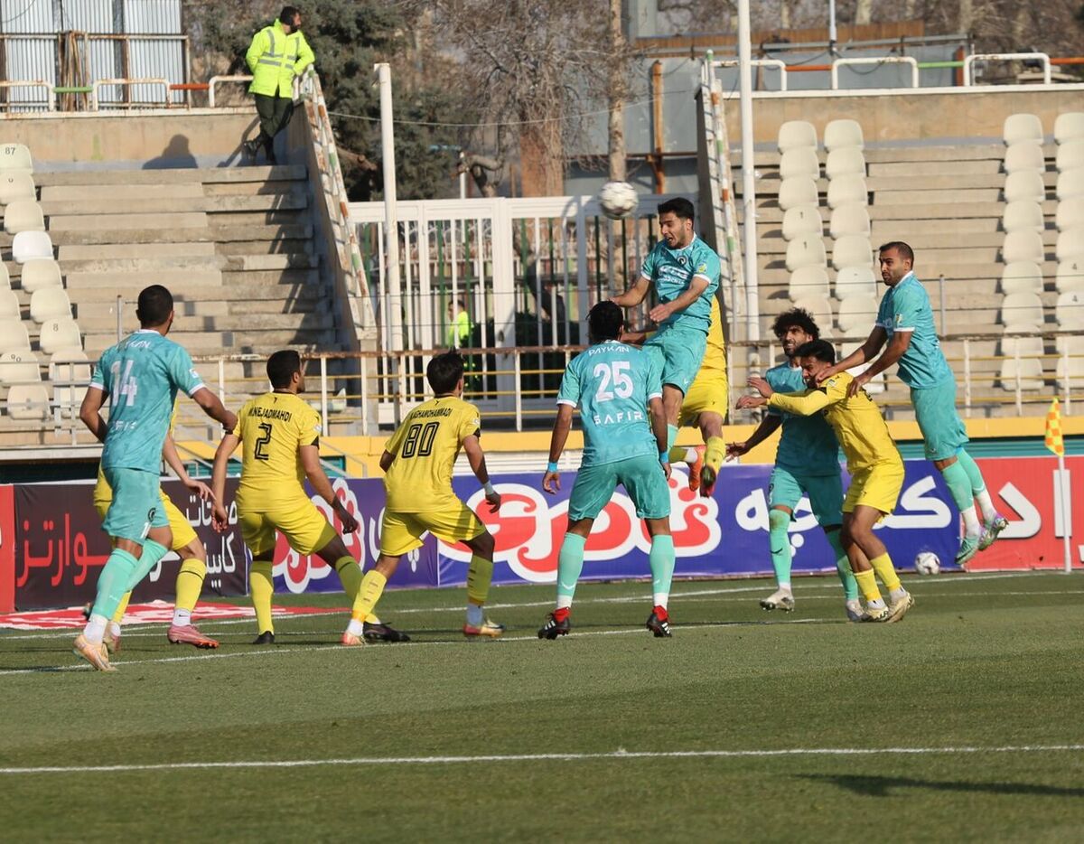 فرار شمس‌آذر از منطقه سقوط؛ شکست پیکان در خانه