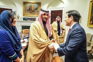 رایزنی وزیر دفاع عربستان با مقامات آمریکایی درباره تحولات منطقه